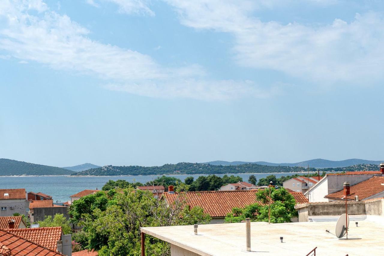 Apartments Lipic Vodice Exterior foto